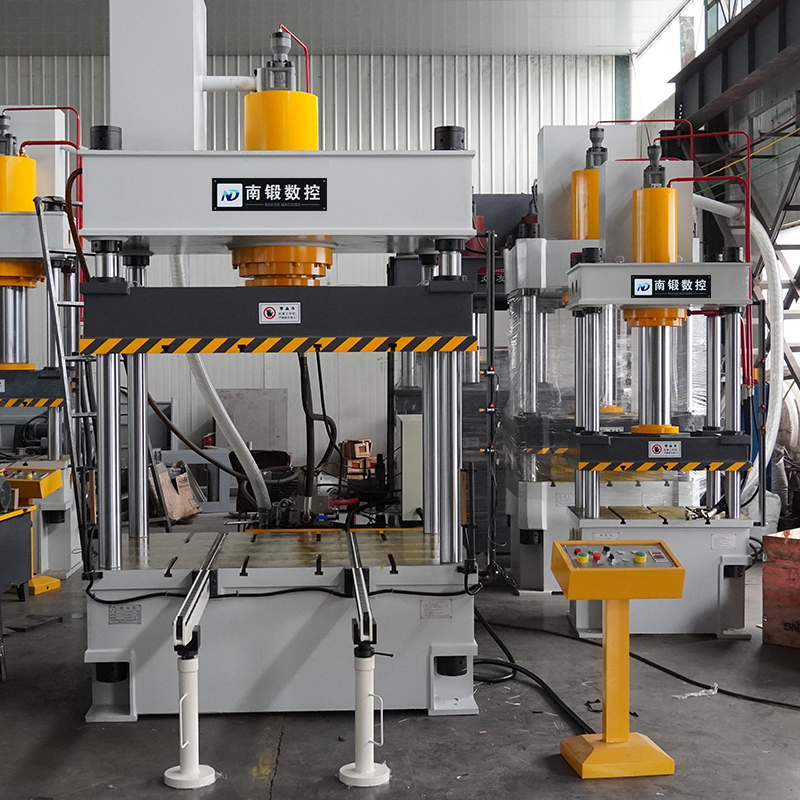 定制油壓機(jī) 200噸四柱油壓機(jī) 大臺(tái)面配舉模器壓力機(jī)