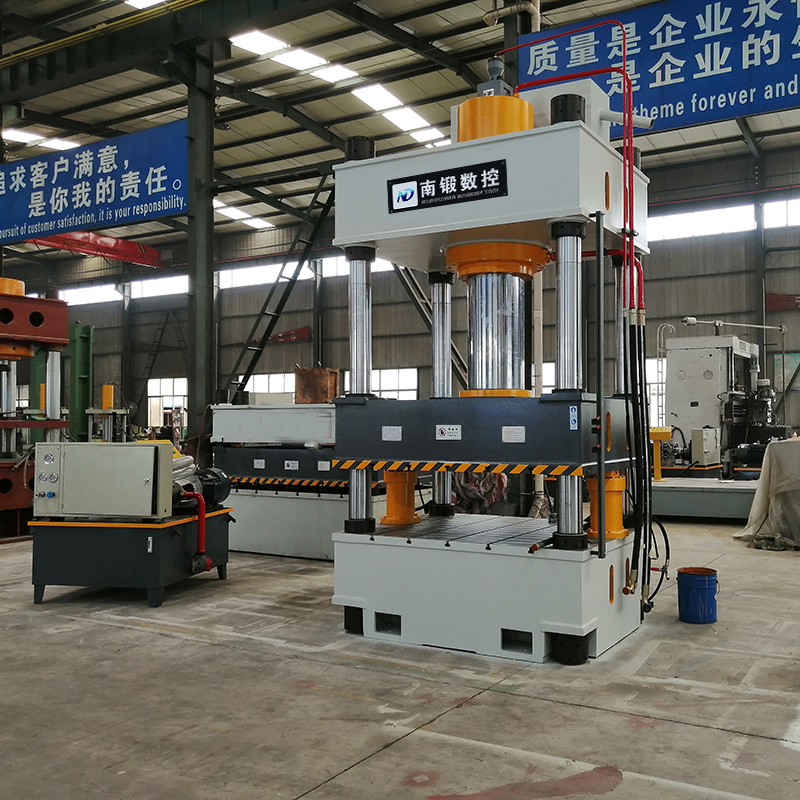 400噸不銹鋼水槽拉伸成型液壓機四柱油壓機